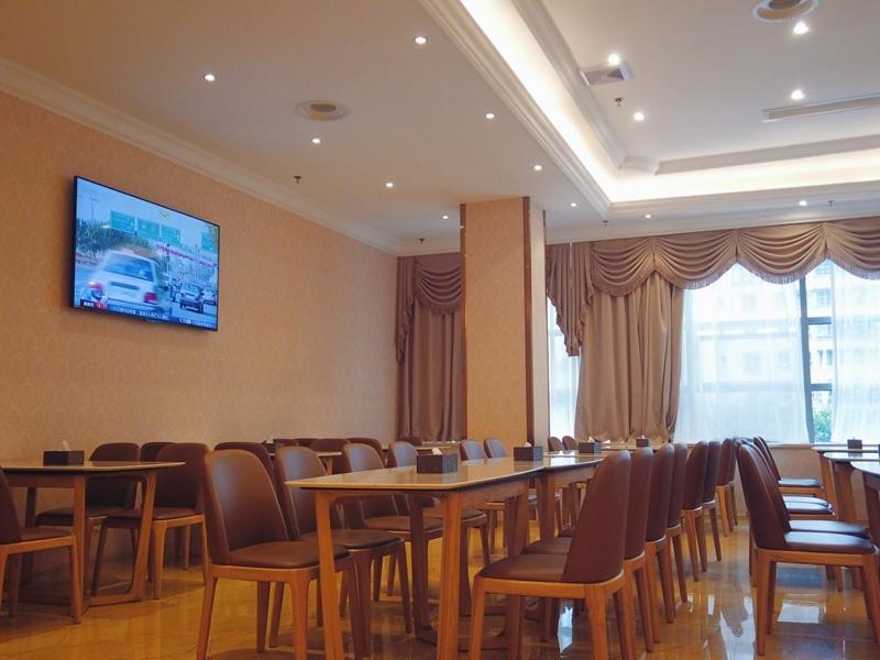 Vienna Hotel Nanxiong Exterior foto